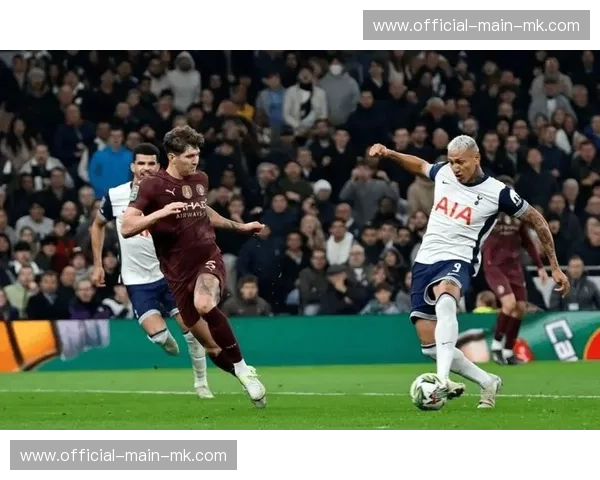 维拉后卫伤愈回归强化防守选项